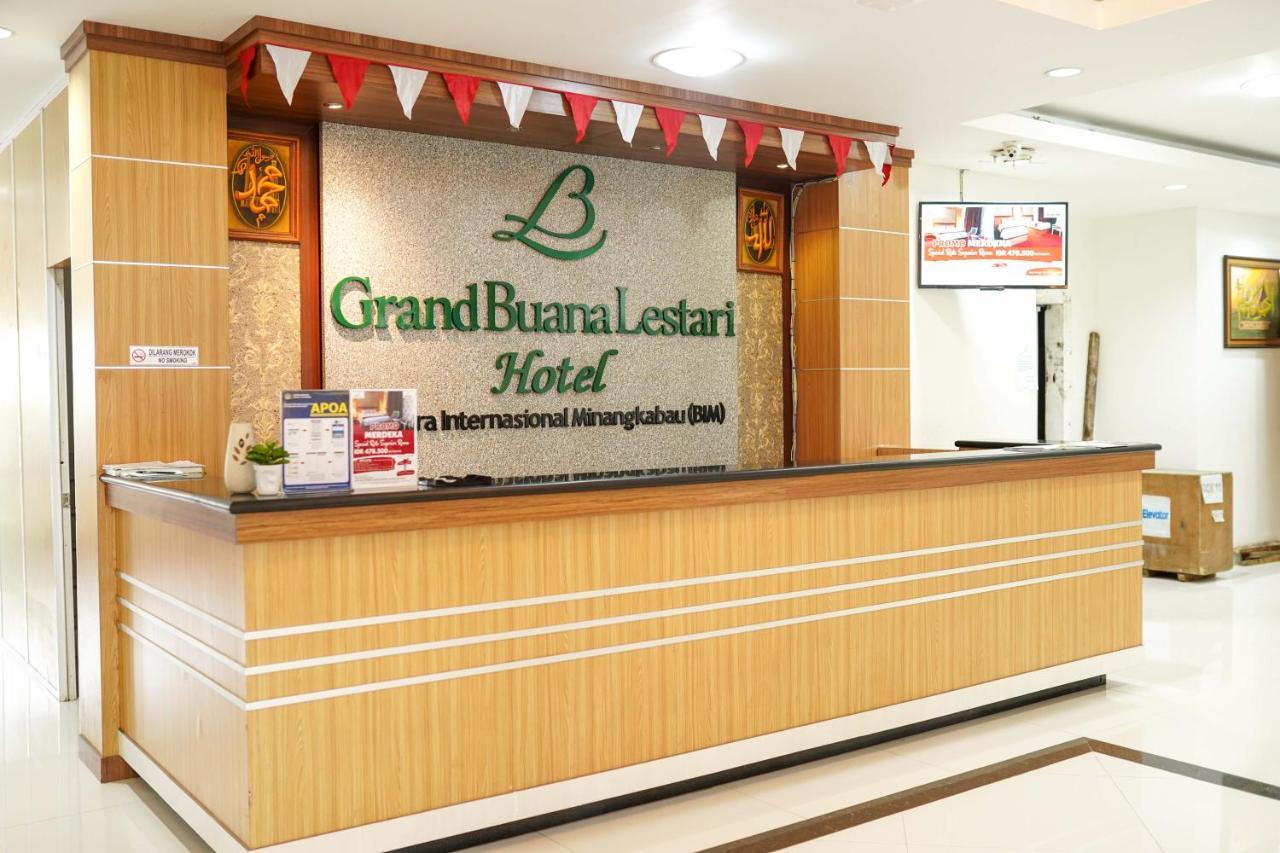 Grand Buana Lestari Hotel Паданг Екстериор снимка