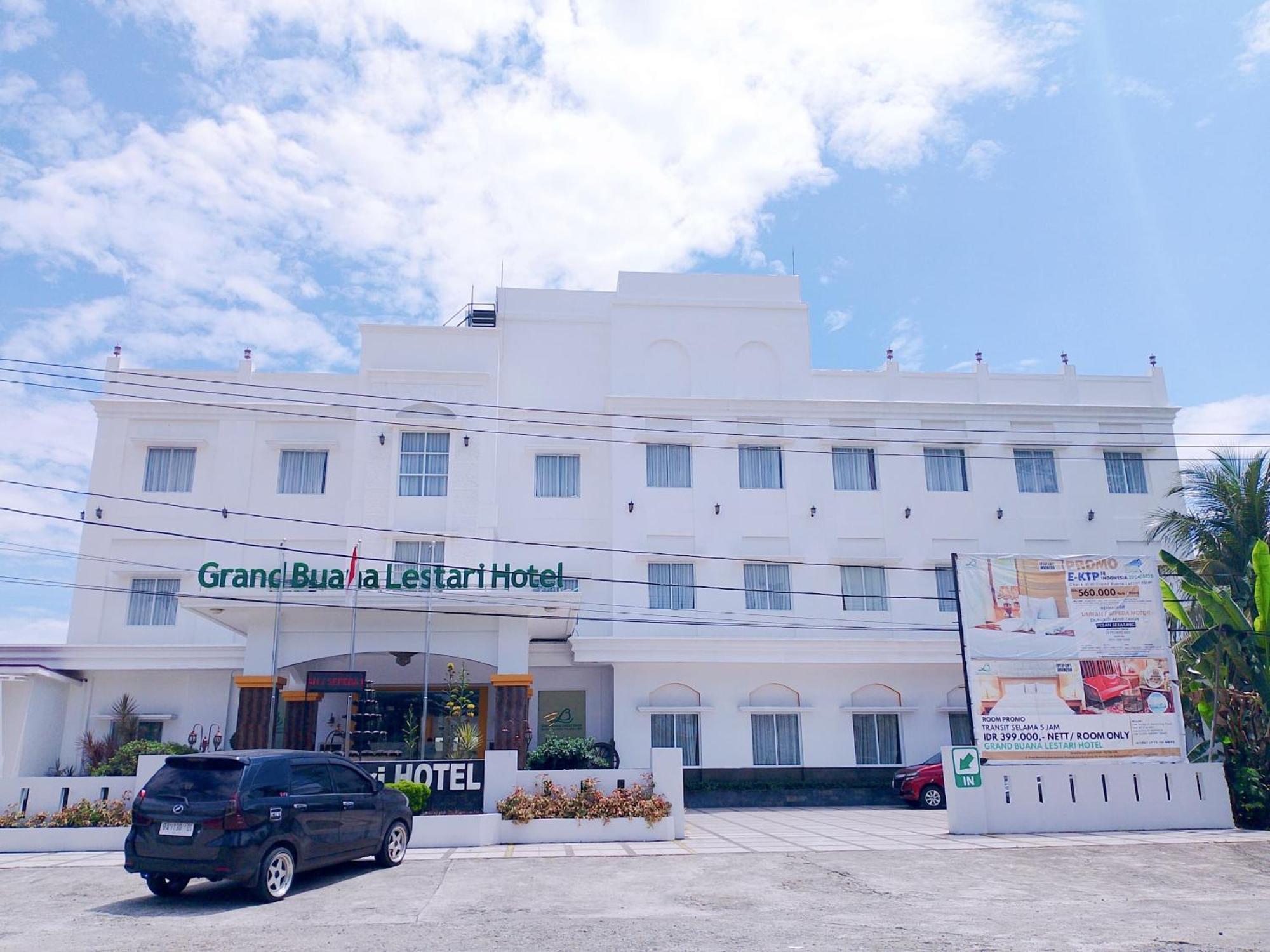 Grand Buana Lestari Hotel Паданг Екстериор снимка
